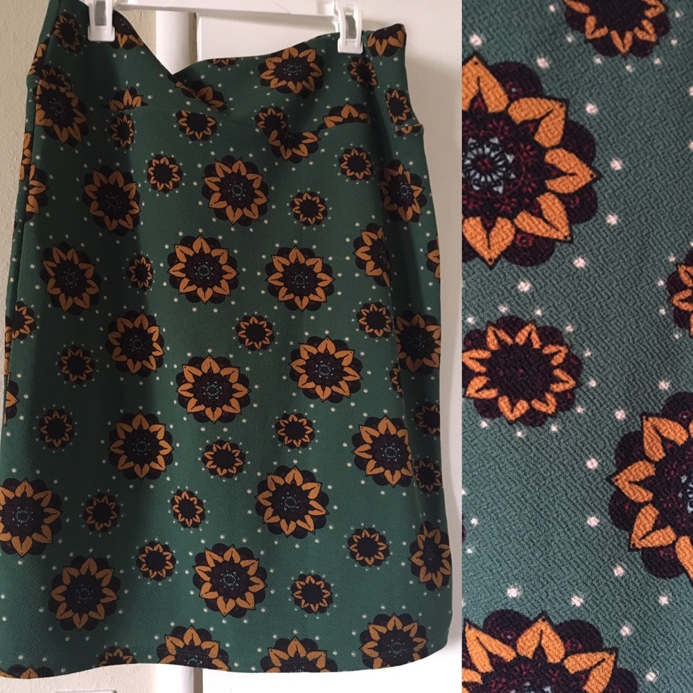 Lularoe Cassie skirt